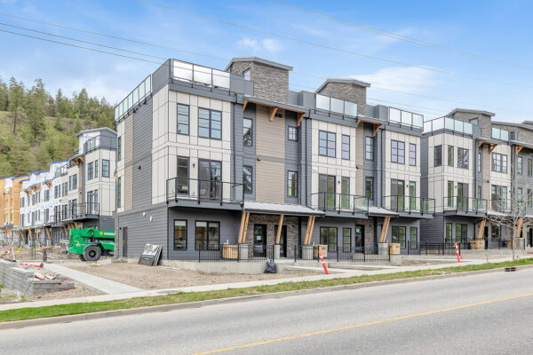 1455 Cara Glen Court